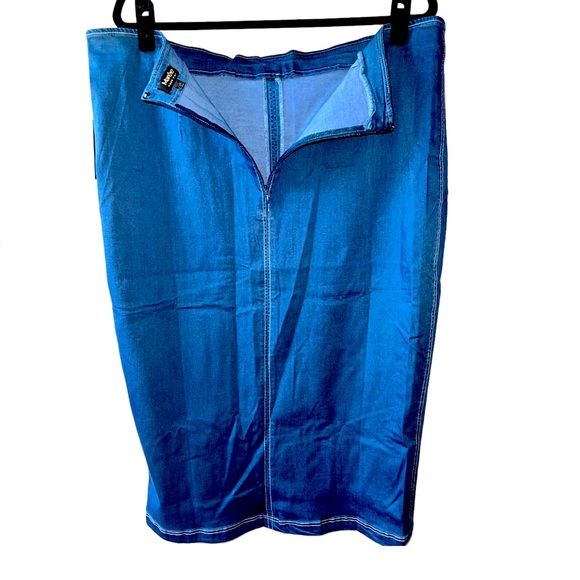 MARÉE POUR TOI | NWT DENIM FRONT SLIT SKIRT - Picture 5 of 11